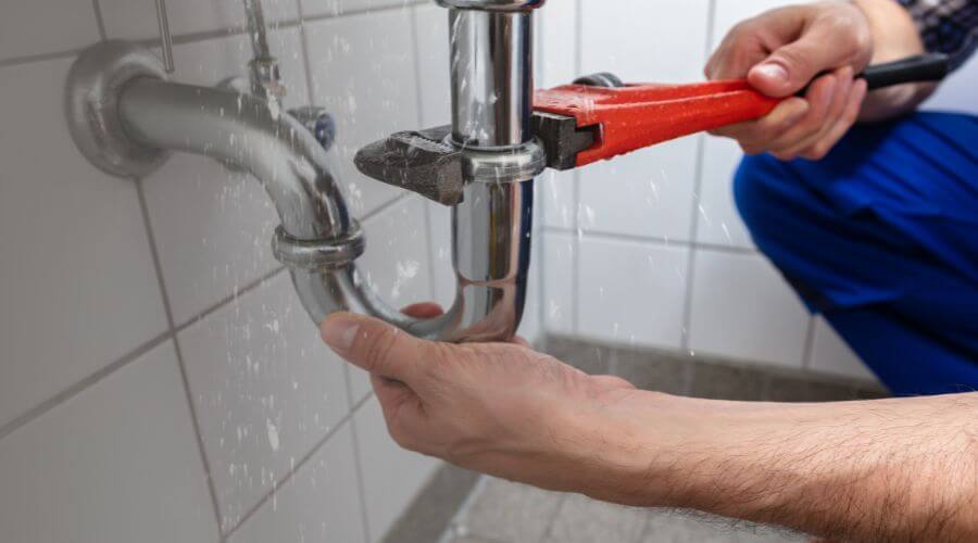 Professional clogged toilet repair in Brandsville, MO